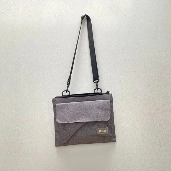 FILA - NWOT Grey Small Messenger Crossbody Bag Adjustable Straps - Picture 1 of 10
